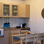 Arelia Apartament *